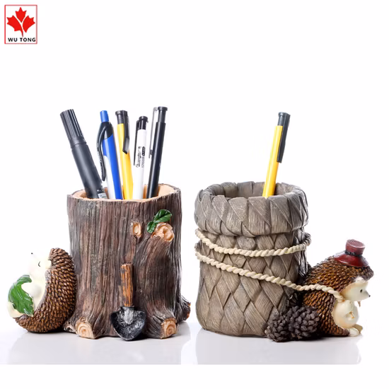 Resin Action Figure Pen Holder Office Decoraiton Hedgehog Pen Holder